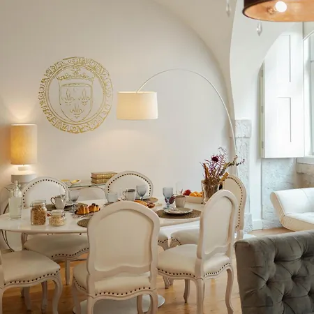 Apartment Almaria - Da Corte | Chiado Lisbon