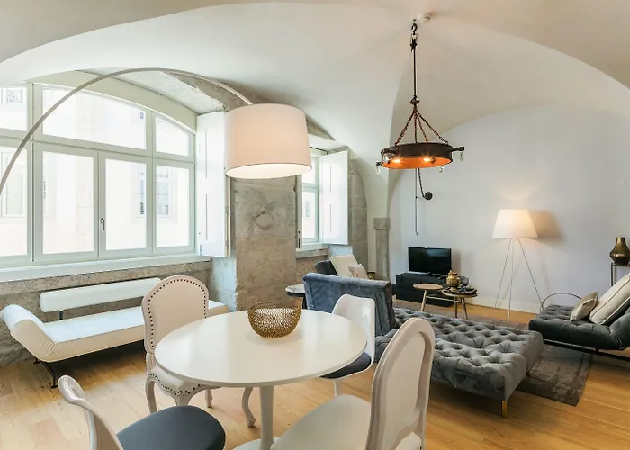 Almaria - Da Corte | Chiado