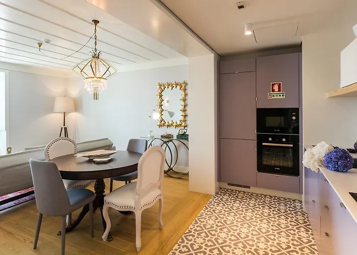 Almaria - Da Corte | Chiado Lisbon